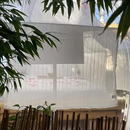 Labulledereims - Jaccuzi - Dome Transparent Apartment